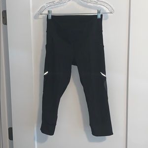 Lululemon Black Cropped Leggings